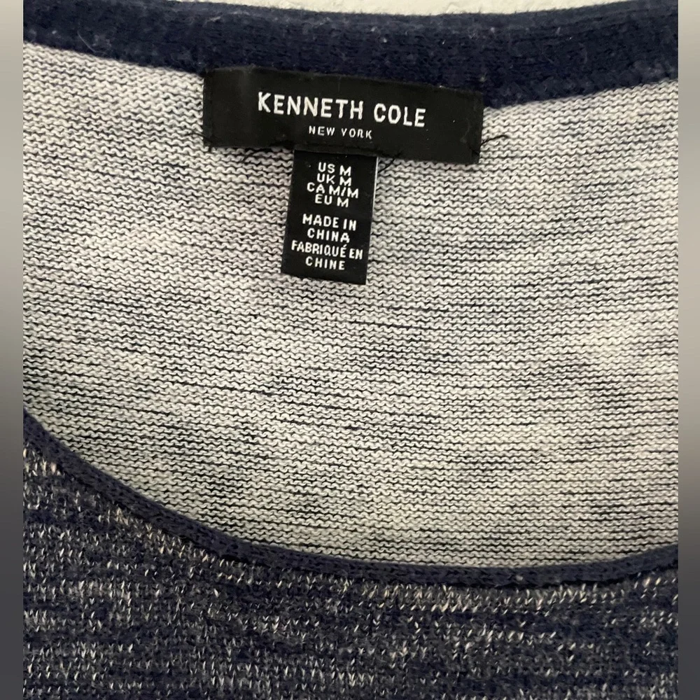 Kenneth Cole woman’s blue tank top size medium - Picture 2 of 4